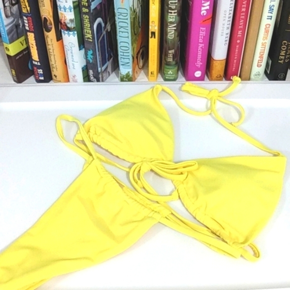 LEMON YELLOW TRIANGLE STRING TIE BRAZILLIAN WAX THONG BIKINI SET SZ MEDIUM NWOT - Picture 6 of 8